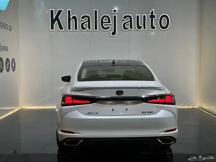 لكزس ES350 CC م 2025 4