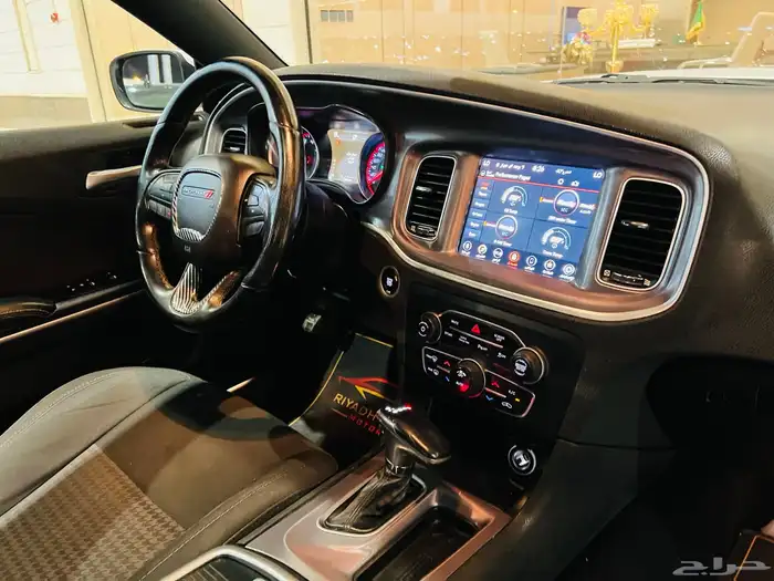 دودج تشارجر 2019 GT V6 بحاله ممتازه 8