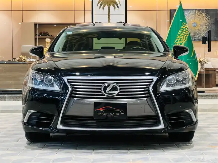 لكزس 2016 LS460 فل كامل بحاله ممتازه 0