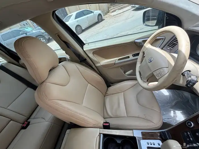 فولفو XC60 15