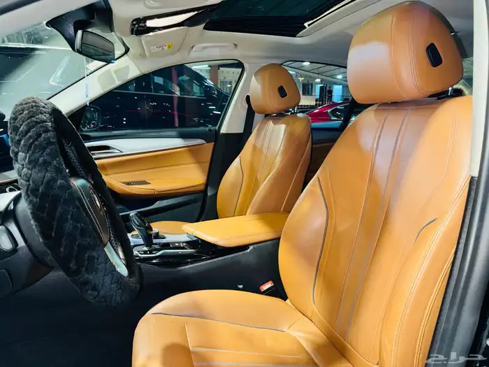 بي ام دبليو 520i 2020 (بحاله ممتازه ) 7