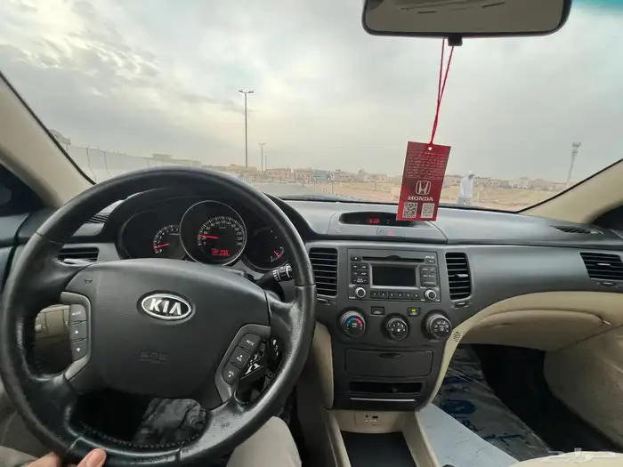 KIA optima 2009 for sale in excellent condition 16