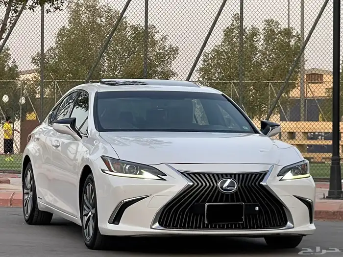 لكزس-2020-ES300h(ممشي92الف) 9