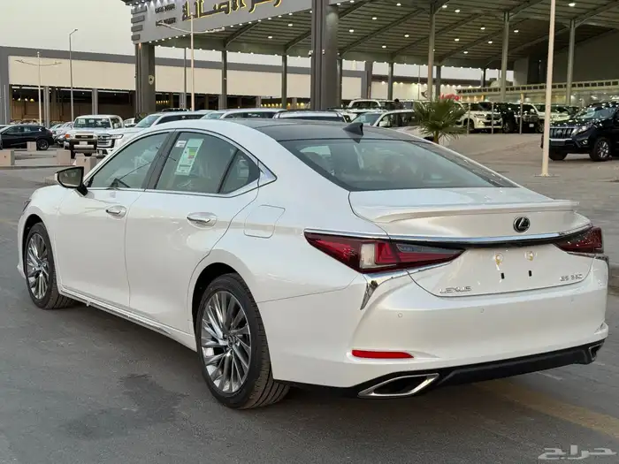 لكزس 2025 خليجي ES350 DD كاش واقساط 5
