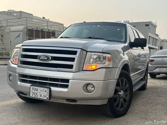 فورد اكسبديشن طويل بدون دبل مكحل ثاني مستخدم 12