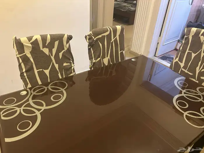 طاوله وكراسي 5