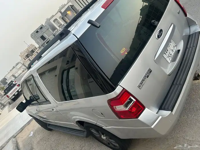 فورد اكسبديشن طويل بدون دبل مكحل ثاني مستخدم 7