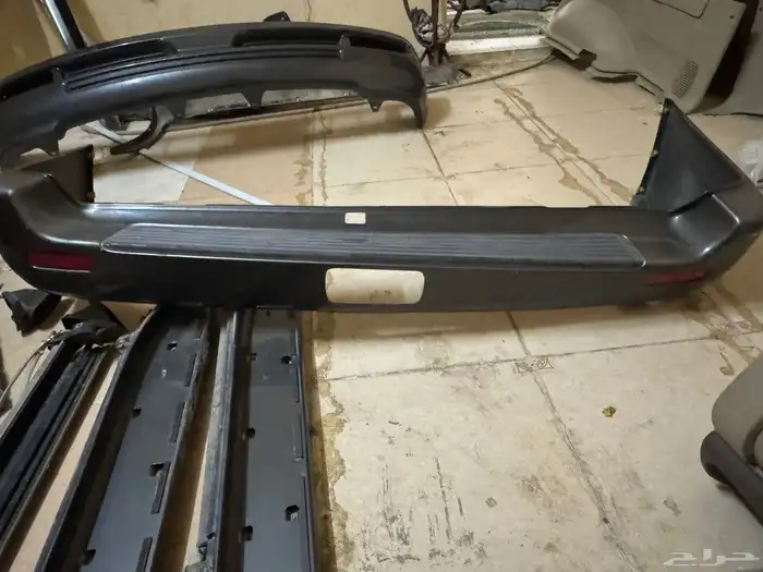 جميع قطع غيار جيب لكزس وكاله LX470 موديل 2004 99