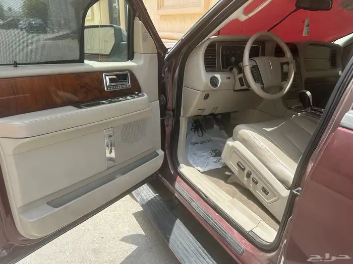 لنكولن نافيجتور 2011 9