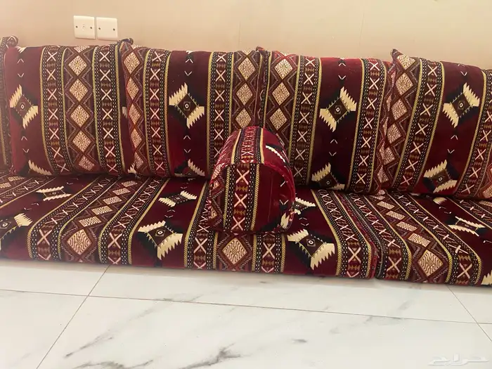 مجلس شعبي ضغط 60 تقريبا  مقاس 4 3 3