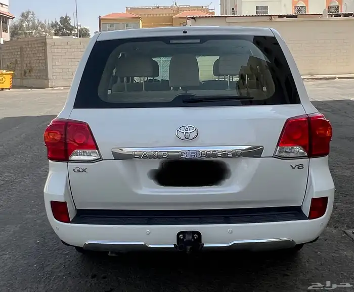 لاندكروزر GXهدد2015فل كامل شرط وكاله على الفحص ب140الف 15