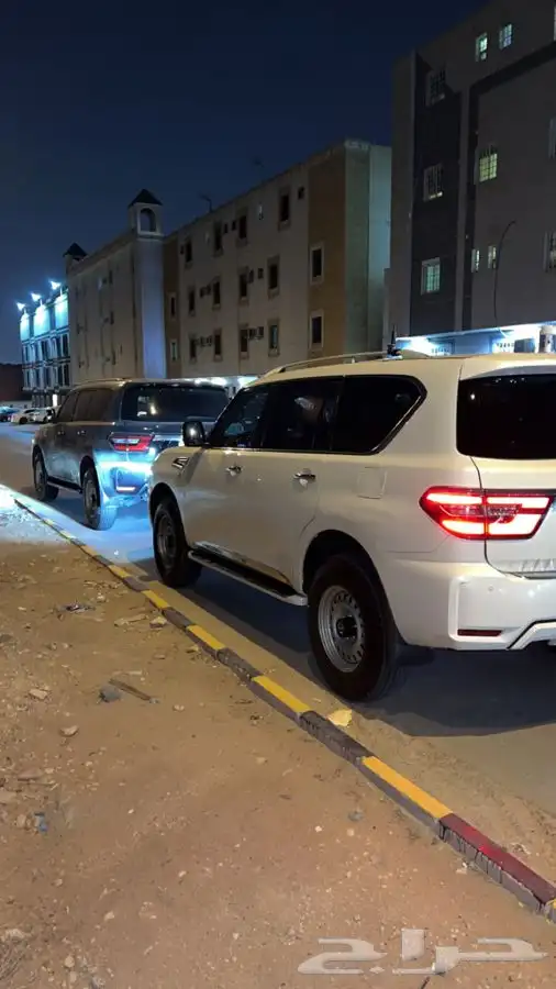 للبيع جنوط هلل مقاس 18 صيني وبوالين 900 ماكسس تاريخ 24 جدد 0