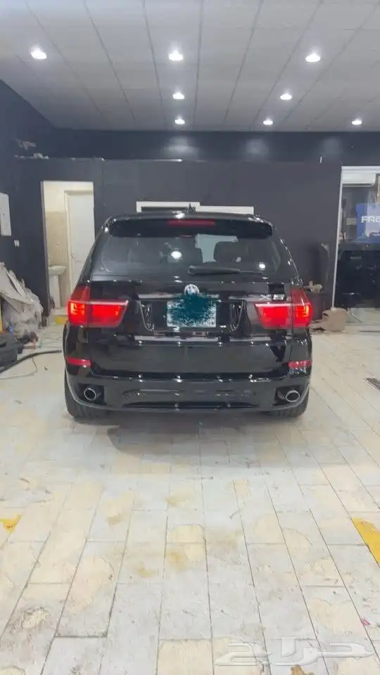 للبيع بي ام دبليو اكس فايف 4