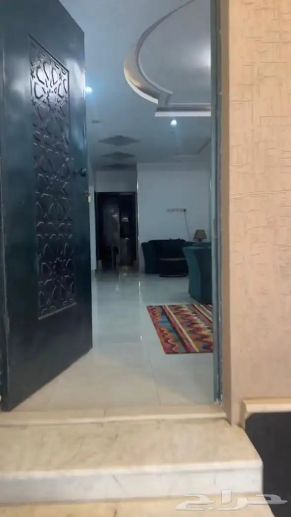 شقة مؤثثه حي الروابي مخطط المعالي مقابل الراشد مول 3