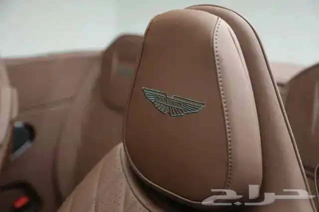 استون مارتن 2024 Aston Martin DB12 Volante 7