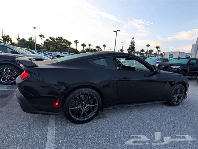 فورد موستنج Dark Horse Fastback موديل 2025 (مستعمل) 3