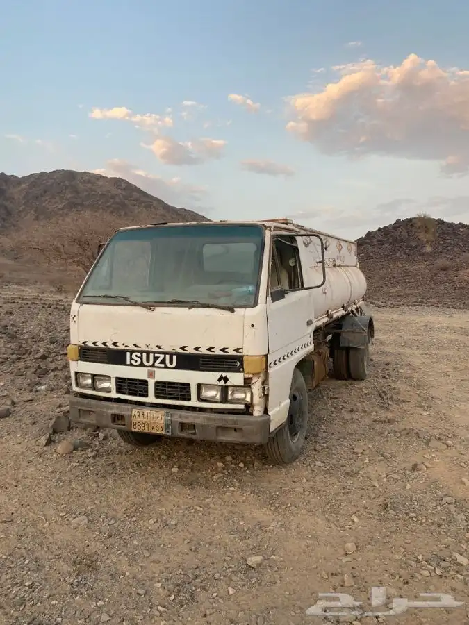 البيع وايت شاص طويل ديزل محركات طيبه. 1