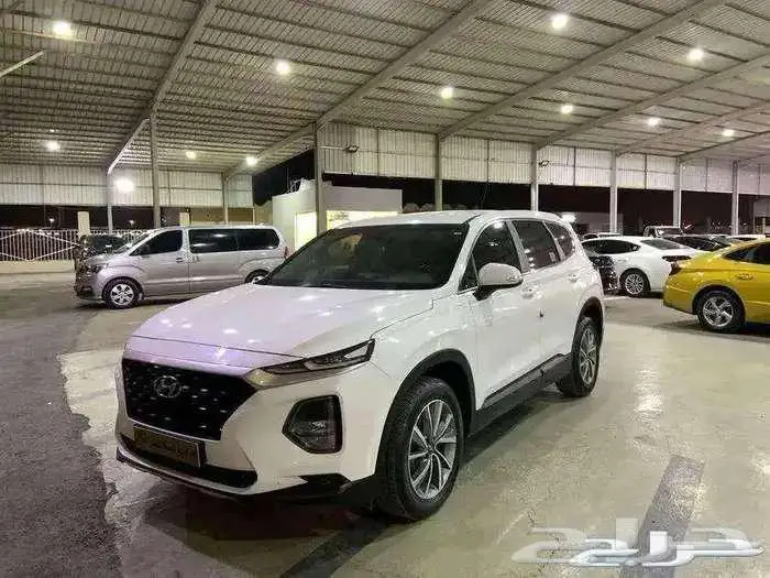 هيونداي سنتافي 2019 ديزل دبل رادار مستورد.. 1