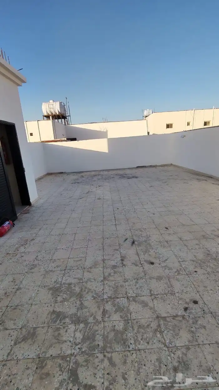 شقق تمليك أرضيه ودور تاني أماميات حي القادسيه 2 14