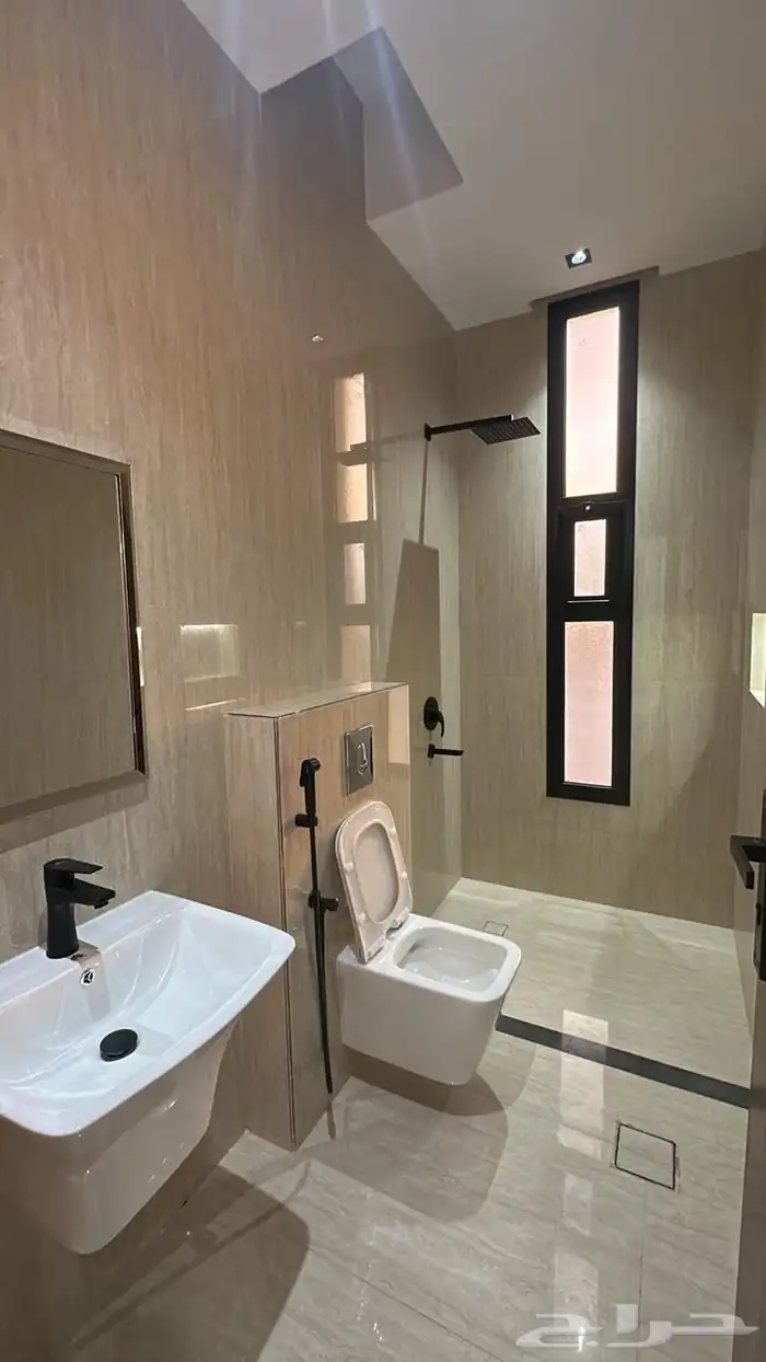 عماره شقق للبيع بحي طويق 6