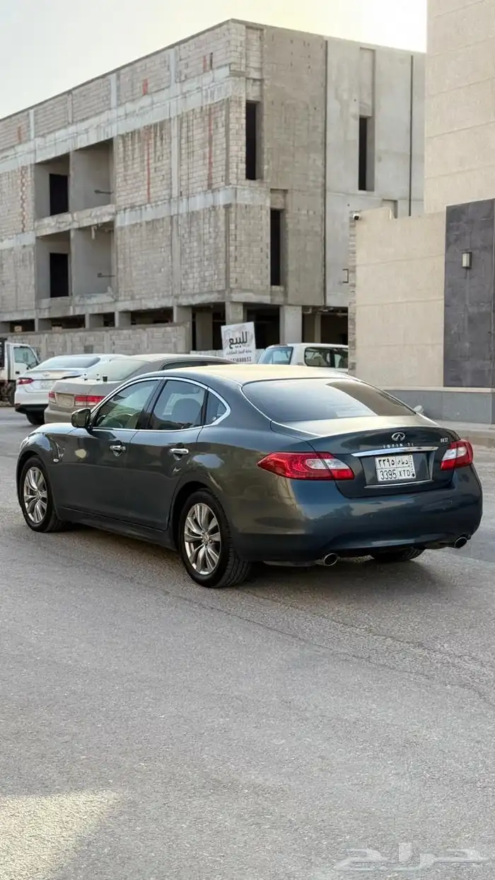 انفنتي M37 17
