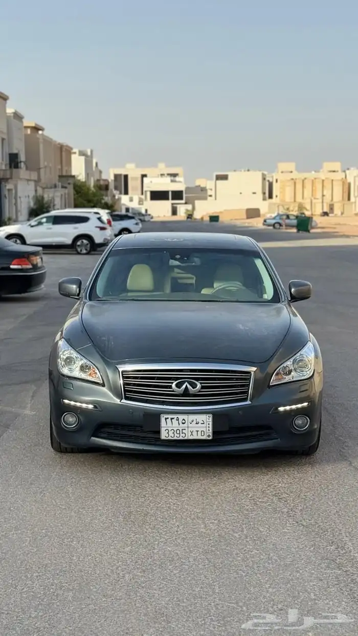 انفنتي M37 9