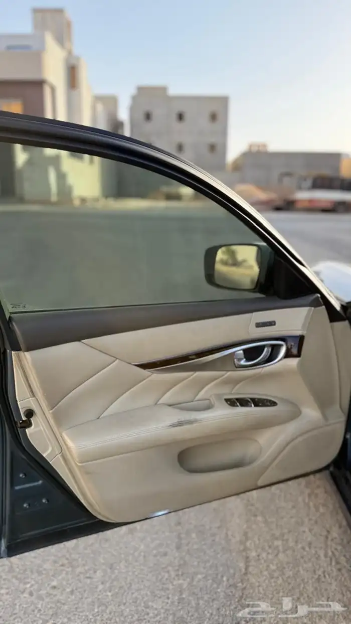انفنتي M37 3