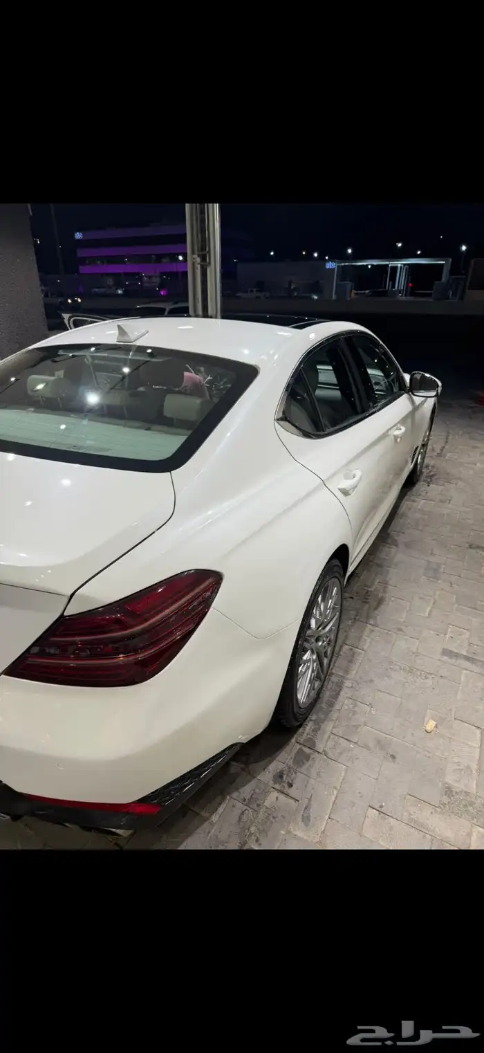 جنسس g70 2022 3