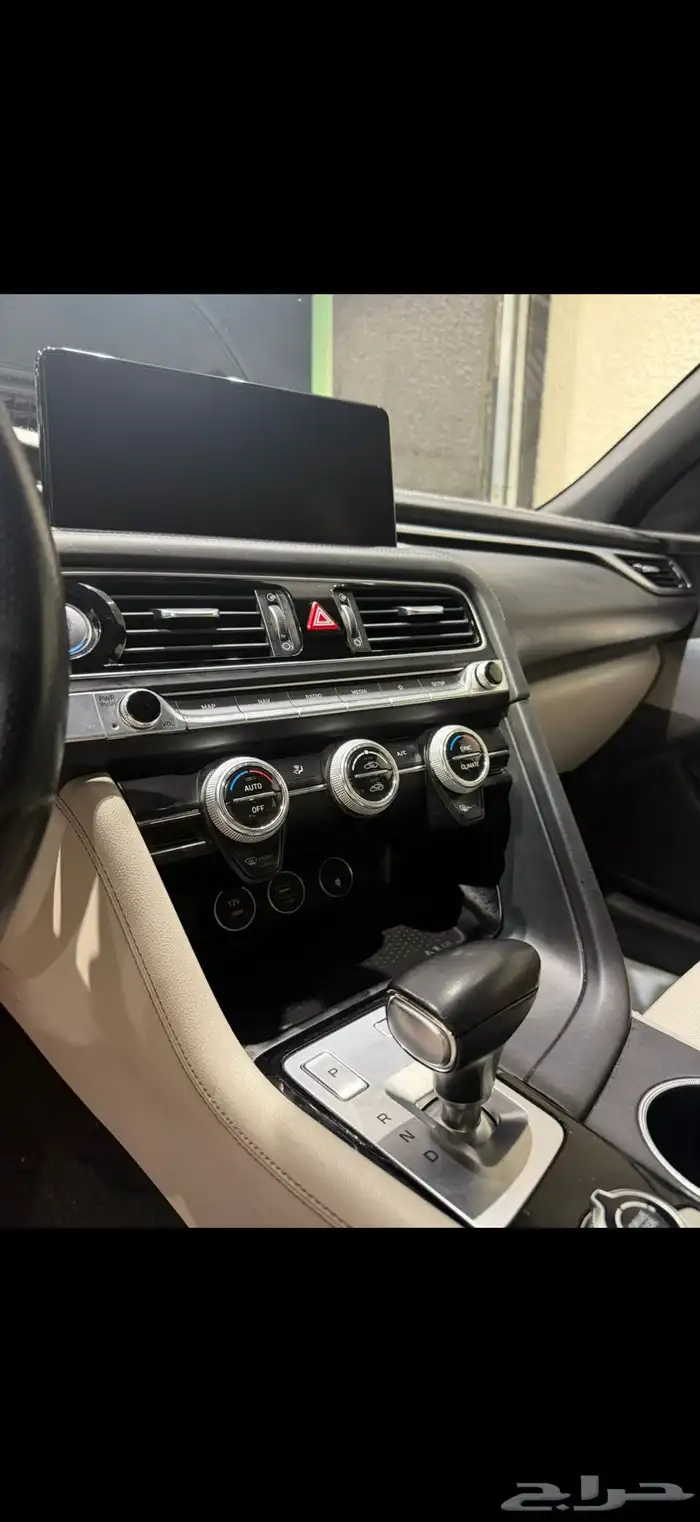 جنسس g70 2022 7
