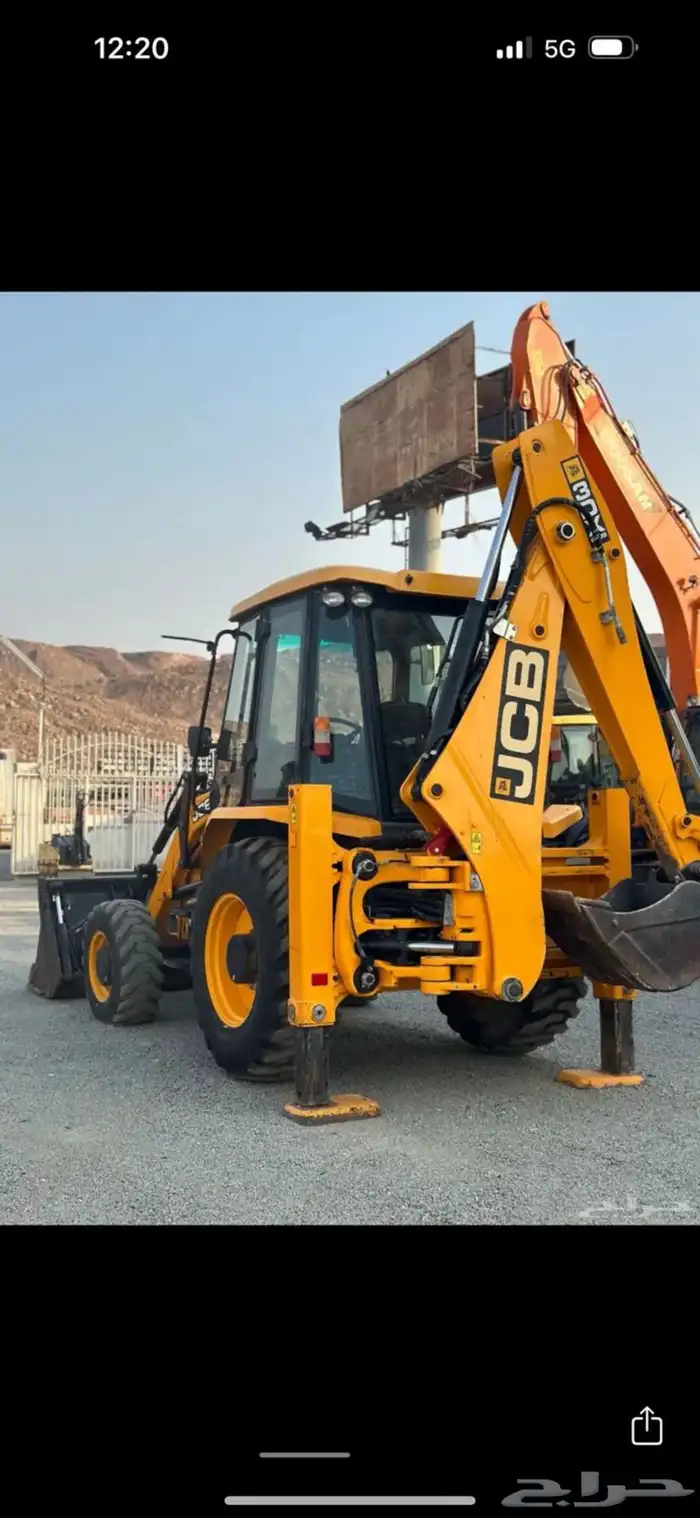 جي سي بي عرجاء للإيجار موديل حديث 2021 مع سائق محترف 8