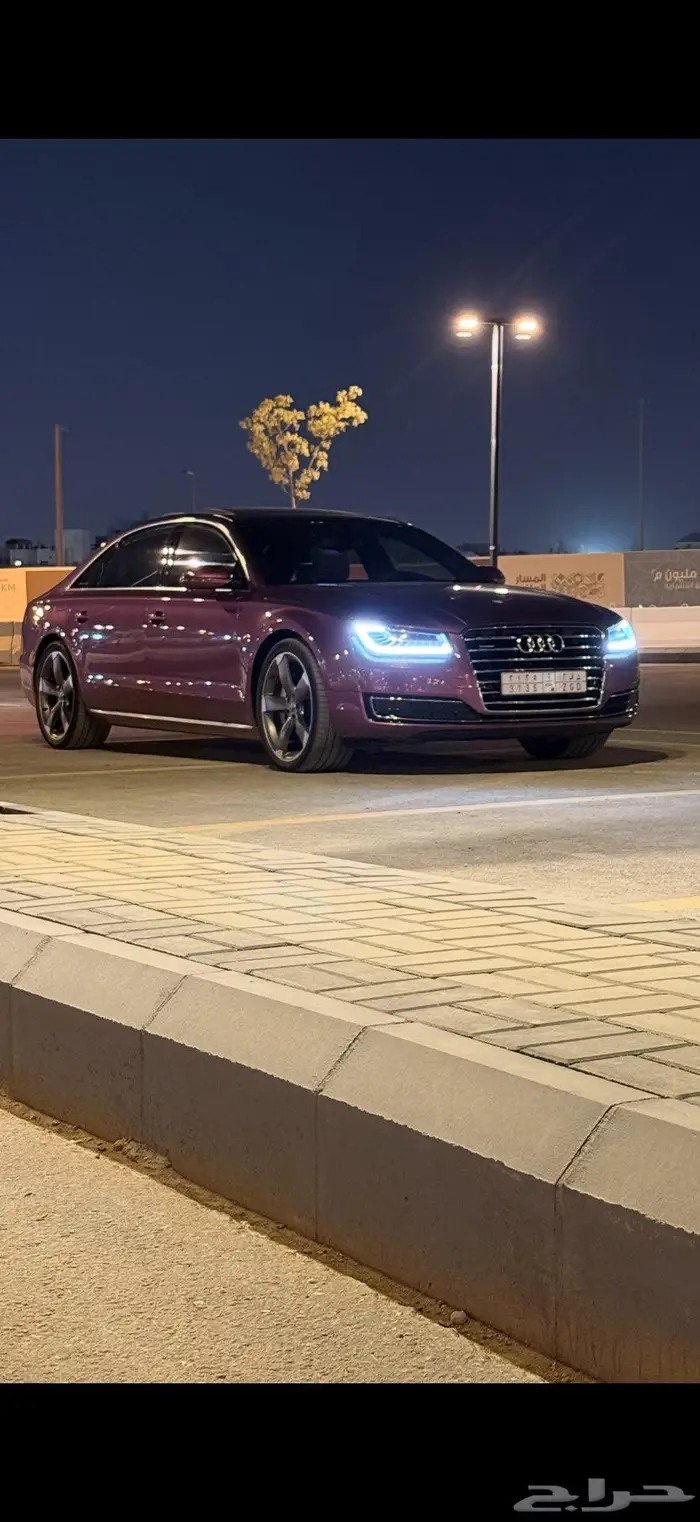 Audi A8 ( بحالة الوكالة ) فل 34