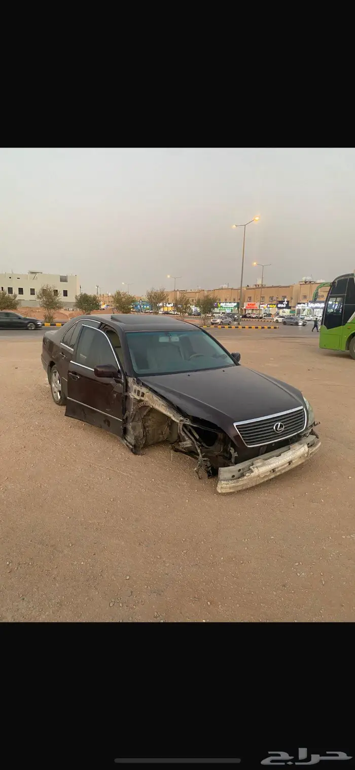 للبيع لكزس 430 مصدومه 2
