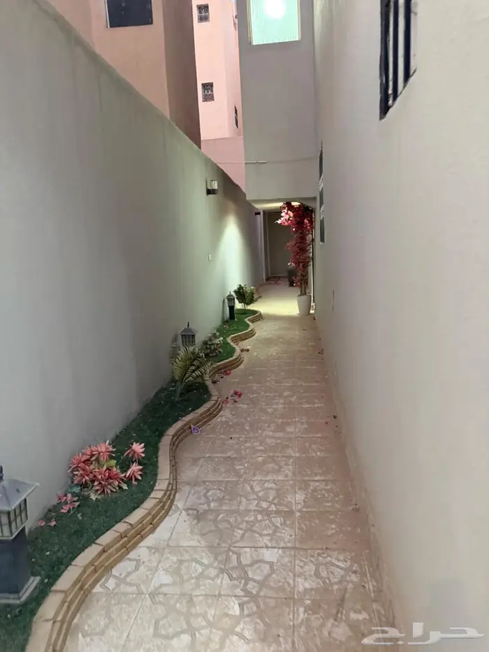 فلة للإيجار حي طويق بتكييفها ومطبخها بأجهزته 10