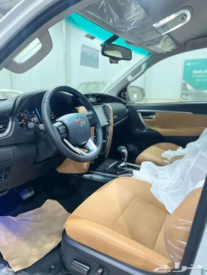 فورشنر بنزين 6سرندل VX1 2025 ويتوفر VX3 9
