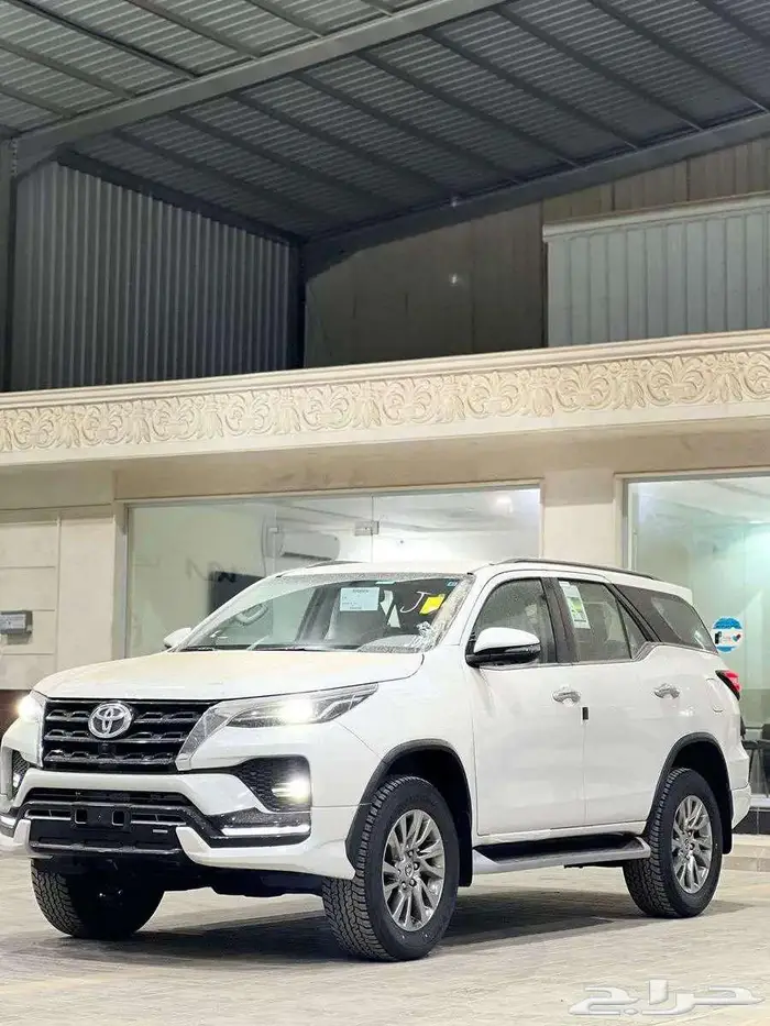 فورشنر بنزين 6سرندل VX1 2025 ويتوفر VX3 2