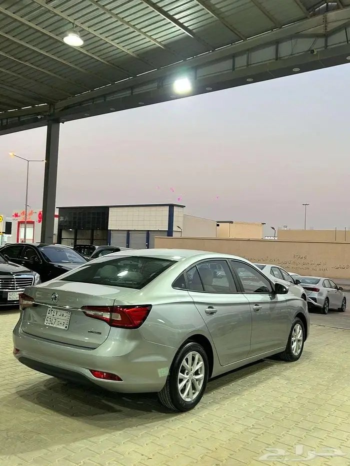 ام جى 5 2023 MG5 4