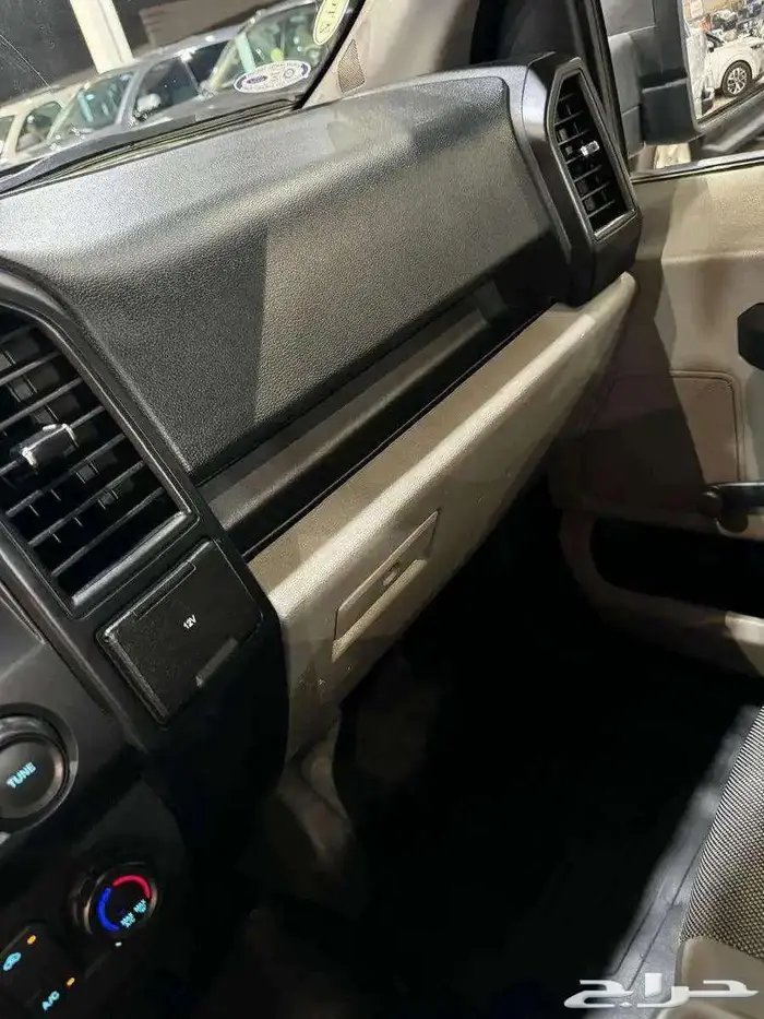 للبيع فورد F150 دبل 2019 غماره V8 سعودي 22