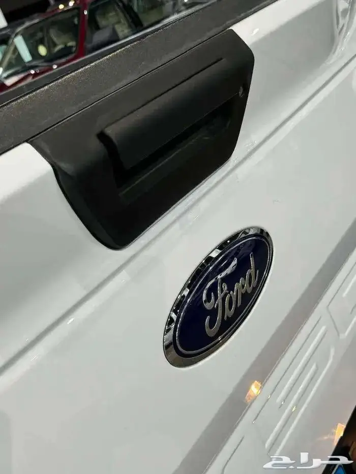 للبيع فورد F150 دبل 2019 غماره V8 سعودي 9