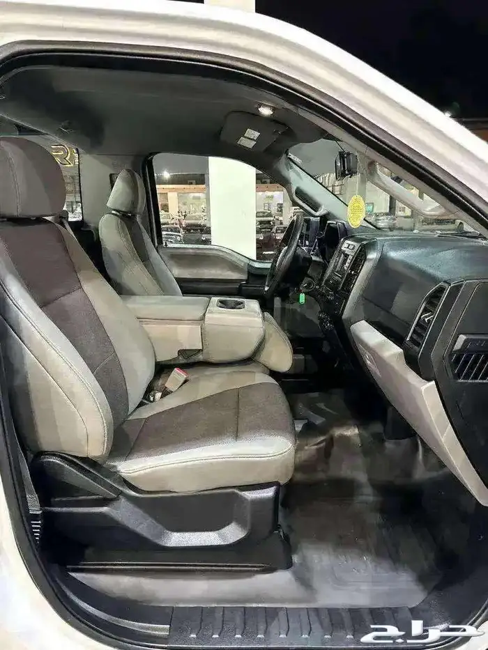 للبيع فورد F150 غمارة 2019 دبل 8 سلندر سعودي 37