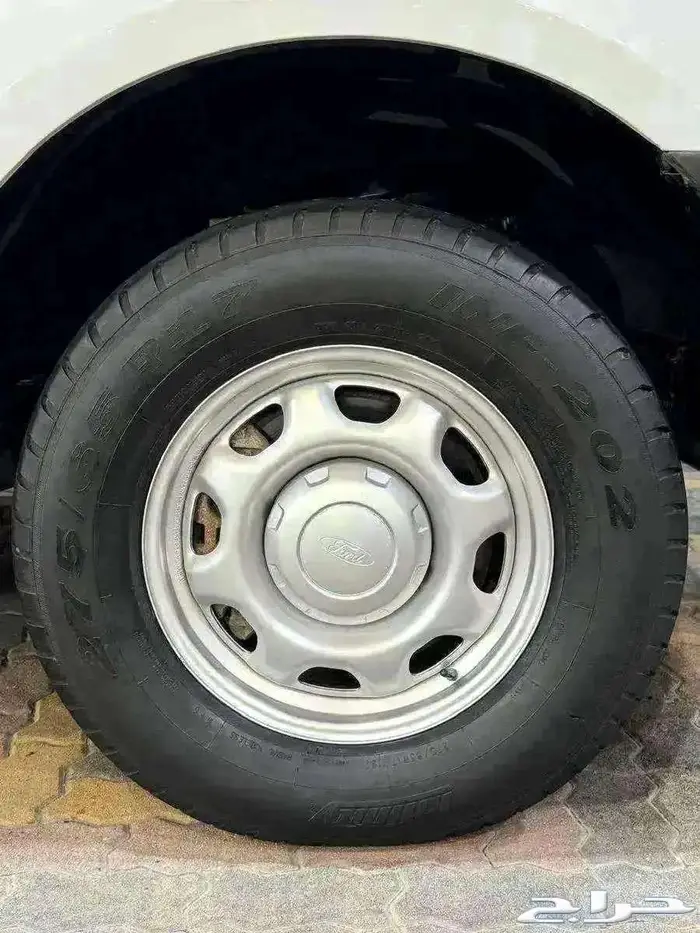 للبيع فورد F150 غمارة 2019 دبل 8 سلندر سعودي 18