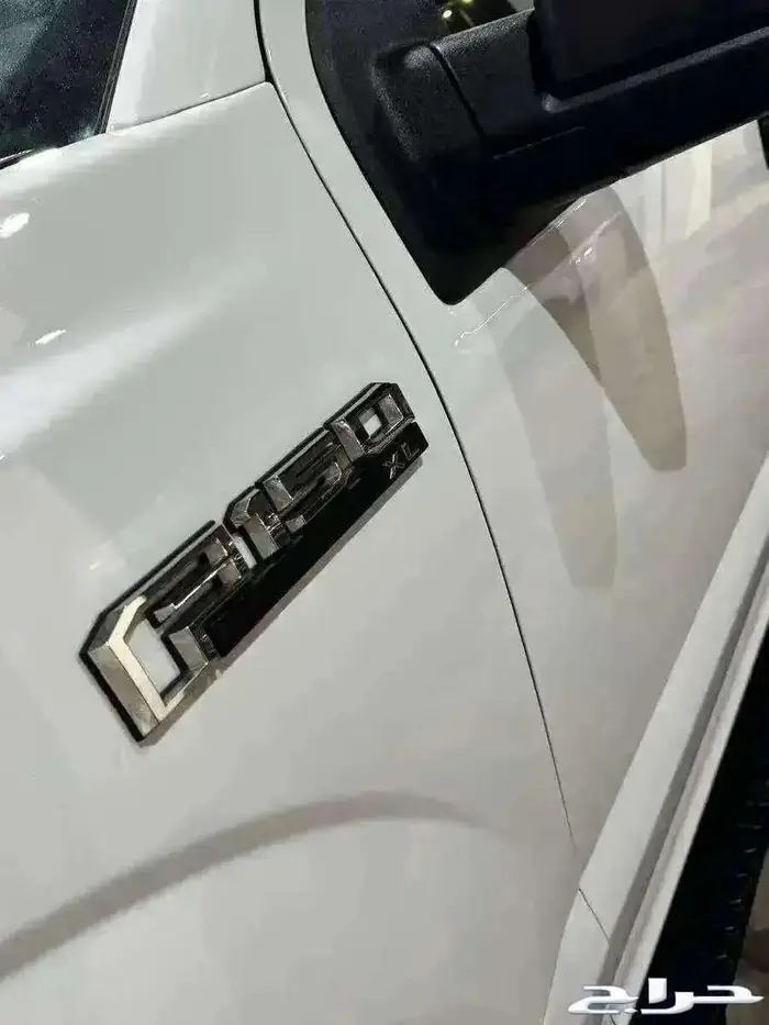للبيع فورد F150 غمارة 2019 دبل 8 سلندر سعودي 5