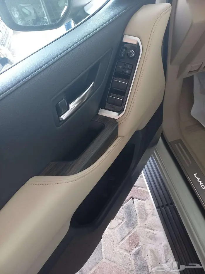 لاندكروزر VX ديزل موديل 2024 4