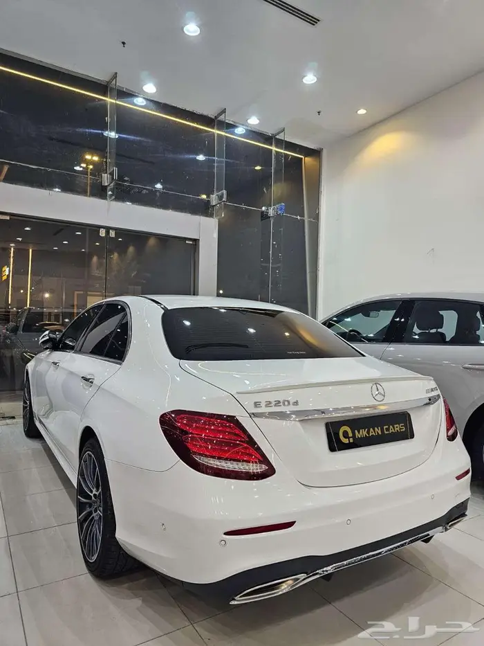مرسيدس E220D موديل 2020 12