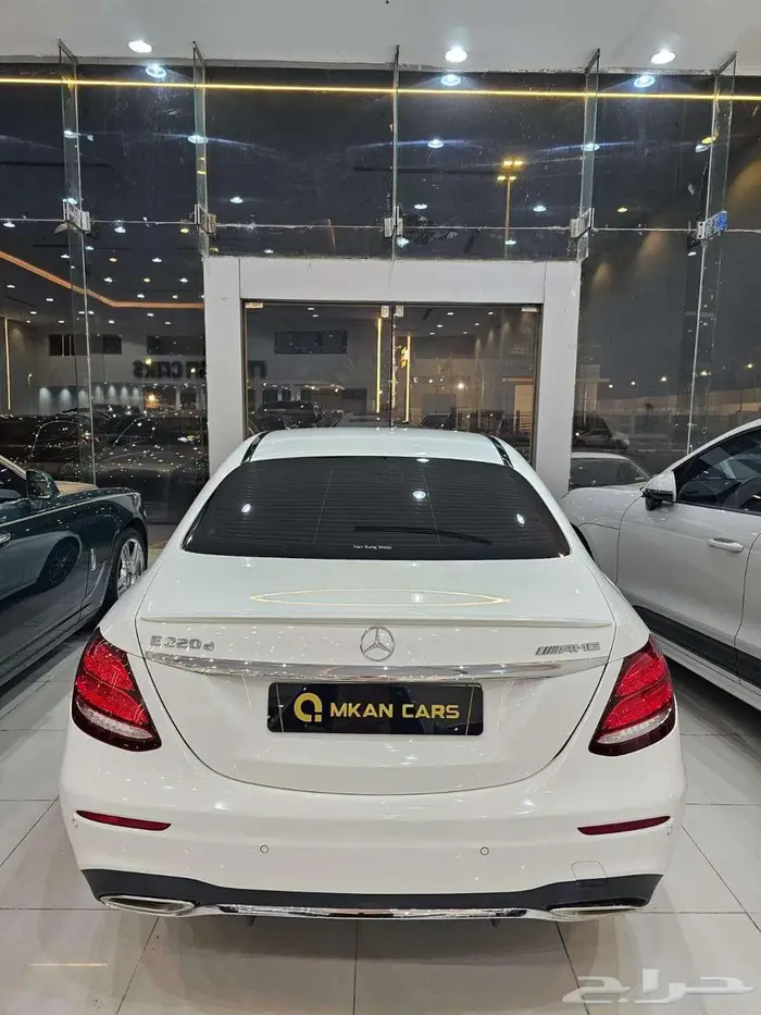 مرسيدس E220D موديل 2020 14