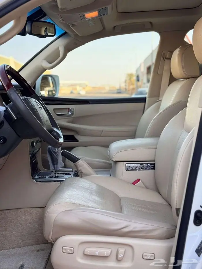 لكزس 2013 LX570 DD 13