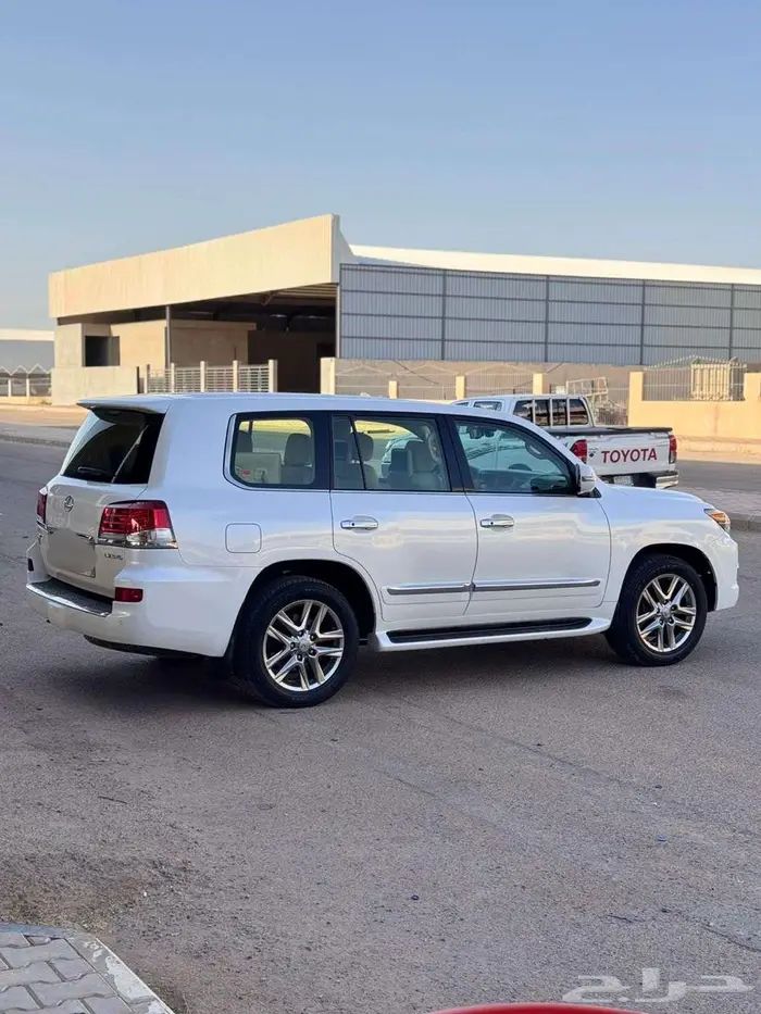 لكزس 2013 LX570 DD 6
