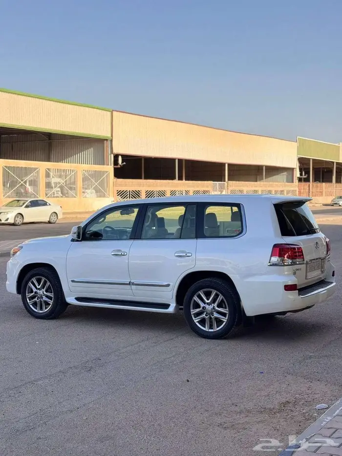لكزس 2013 LX570 DD 5