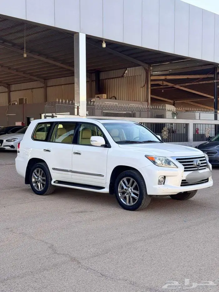 لكزس 2013 LX570 DD 1