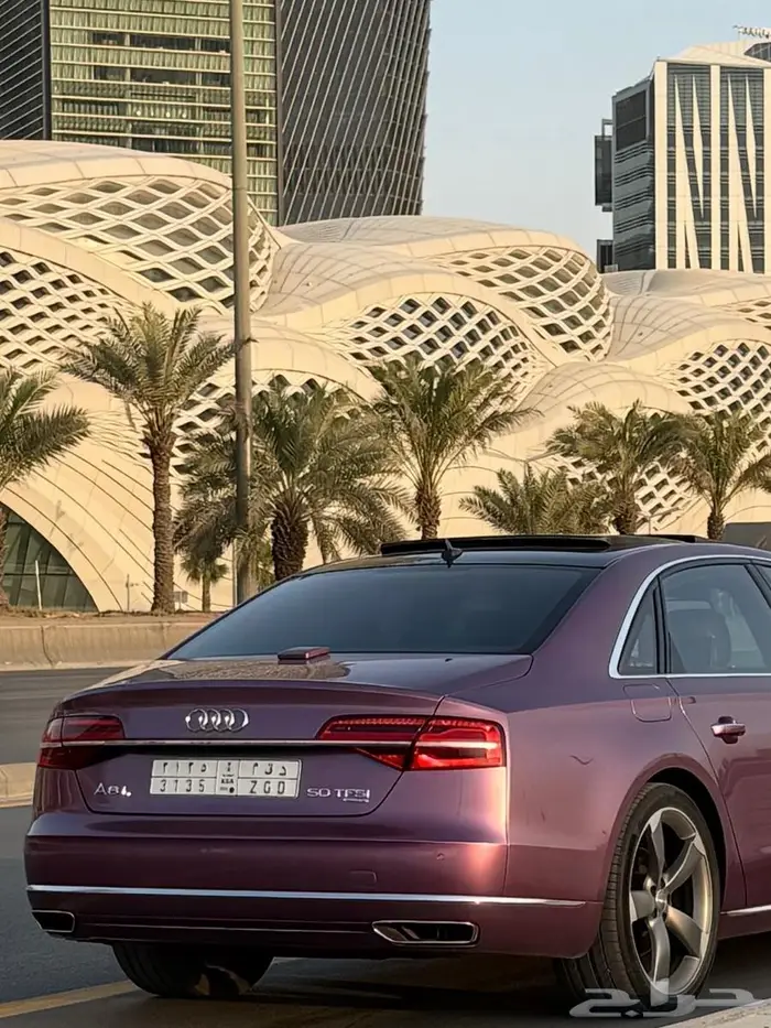 Audi A8 ( بحالة الوكالة ) فل 10