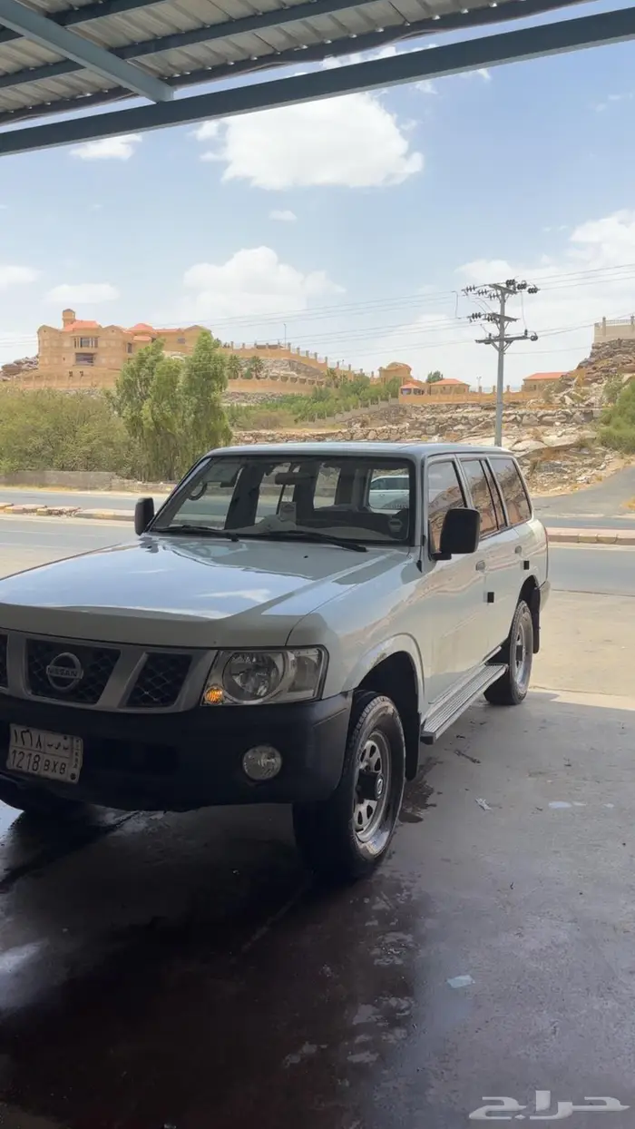 للبيع جيب باترول قير عادي قزاز عادي مكيف واحد 13
